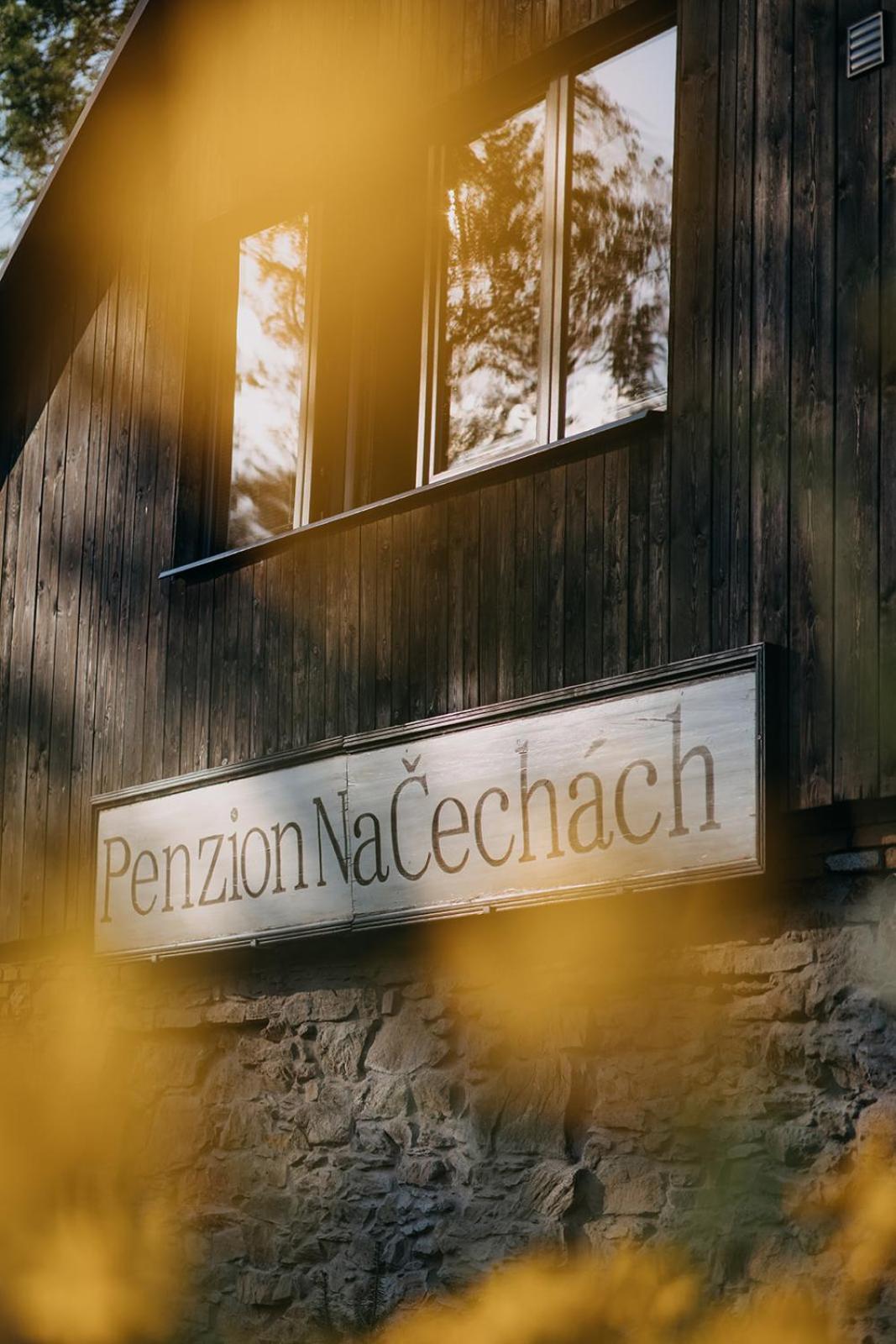 Hotel Restaurant A Penzion Na Cechach à Korouhev Extérieur photo